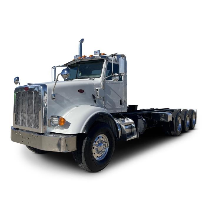 2014 Peterbilt 365 Base in White — front three-quarter view